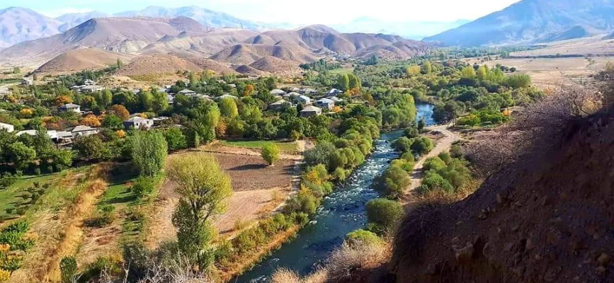 Արփի գյուղի փողոցներն ու գյուղական տեսարանը Վայոց ձորում
