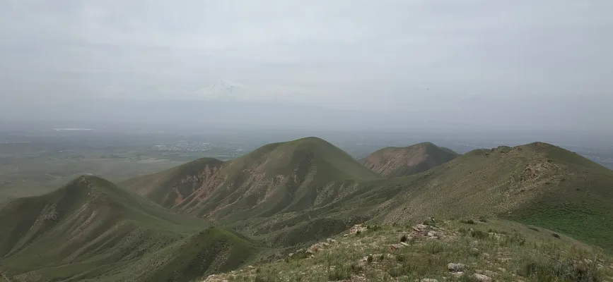 Տեսարան Երանոսի լեռնաշղթայից դեպի Ազատի ջրամբար