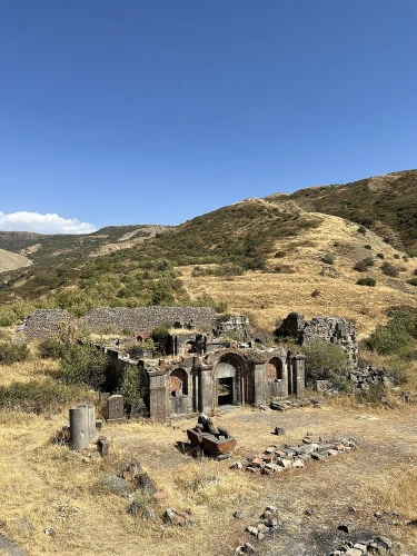 Հավուց Թառ վանք