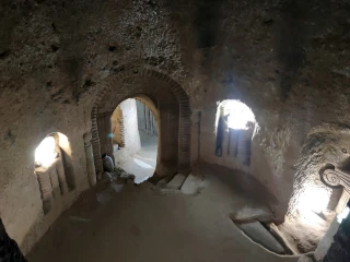 Լևոնի աստվածային գետնափոր