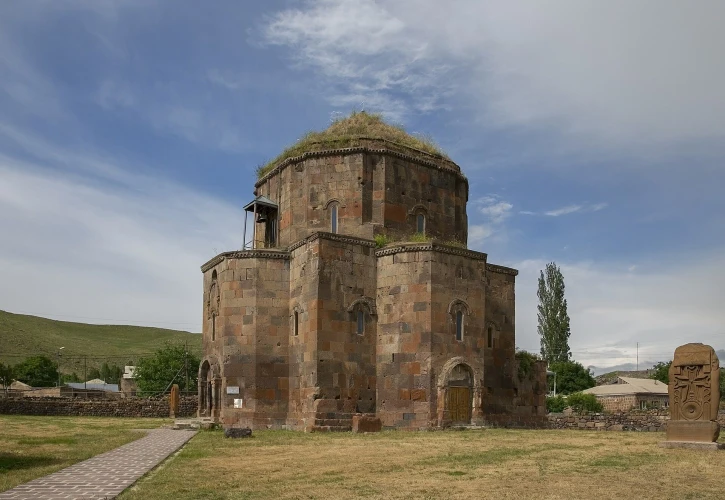 Церковь Мастара