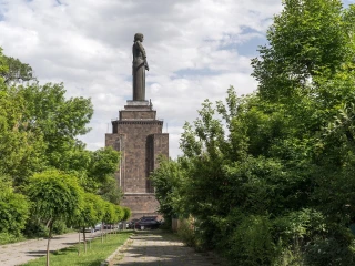 Монумент Мать Армения в Ереване