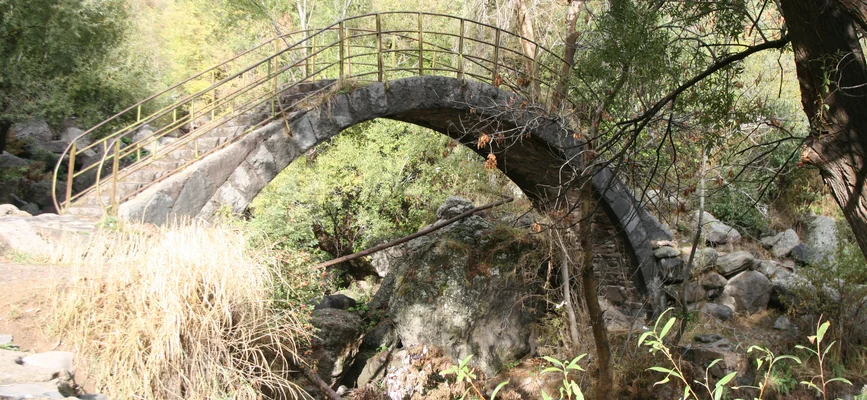 Երևանից Գեղարդի վանք տանող ճանապարհը Կոտայքի մարզով