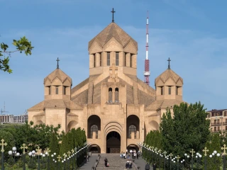 Սուրբ Գրիգոր Լուսավորիչ մայր եկեղեցի