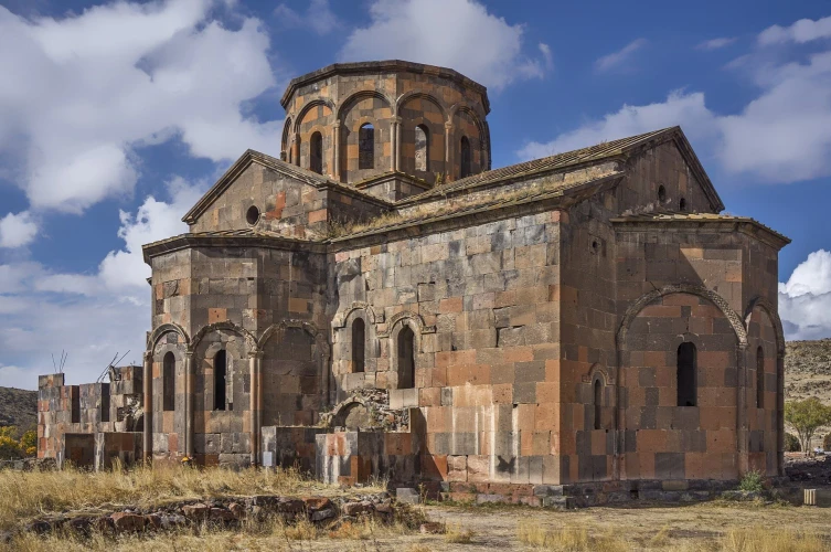 Թալինի տաճար