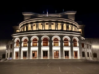 Երևանի օպերայի և բալետի թատրոն