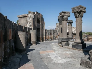 Զվարթնոցի տաճար
